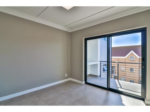 2 Bedroom Property for Sale in Waves Edge Western Cape